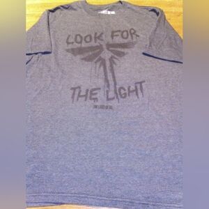 The Last Of Us Look For The Light Naughty Dog Ripple Junction Gray Large T-Shirt